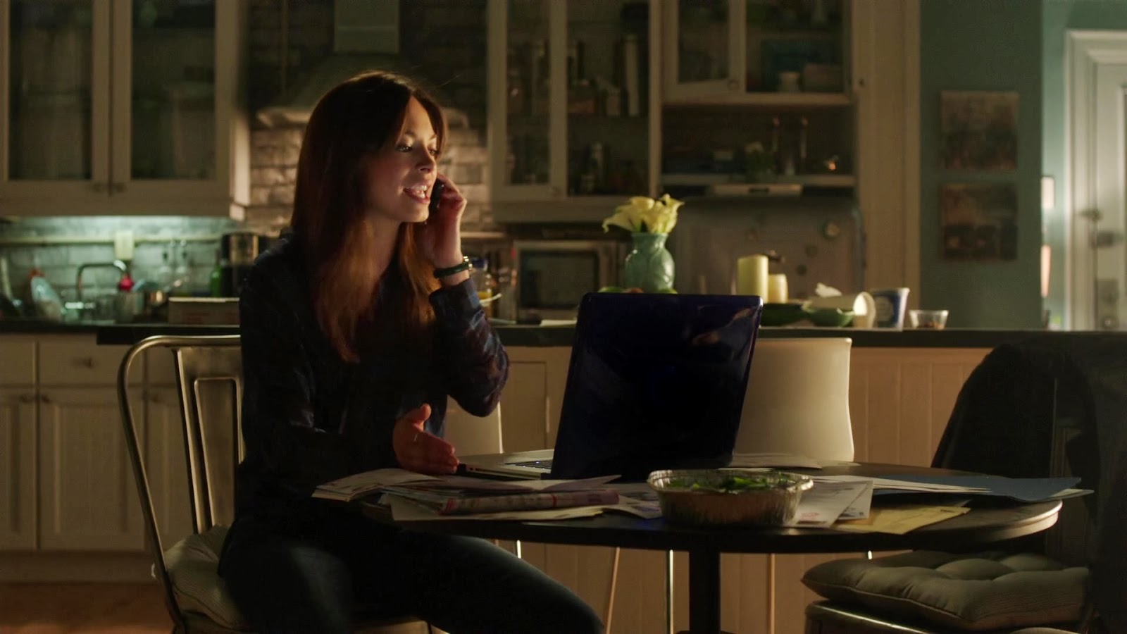 The Little White House On The Seaside: Beauty And The Apartment